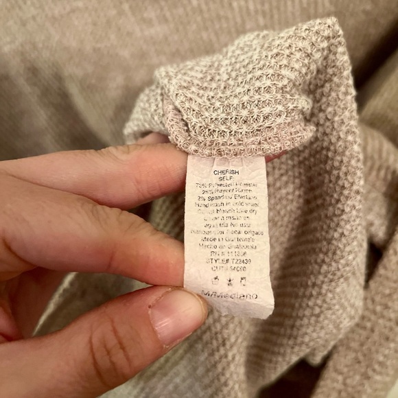 Hudson Gray Oversized Soft Turtleneck Sweater Oatmeal Hi-Low Hem M - Picture 6 of 8